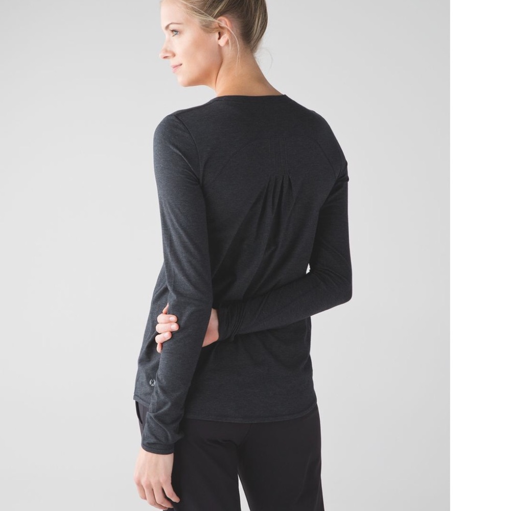 LULULEMON yogi every day size 4 perfect condition